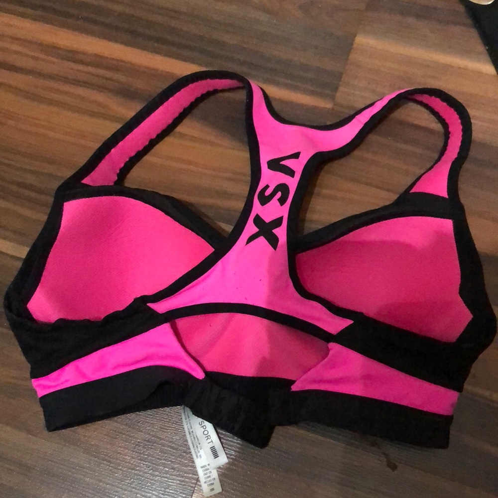 VS hot pink sports bra
